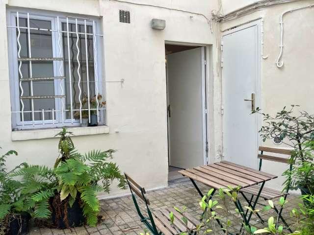 Studio à louer aux Batignolles, Paris