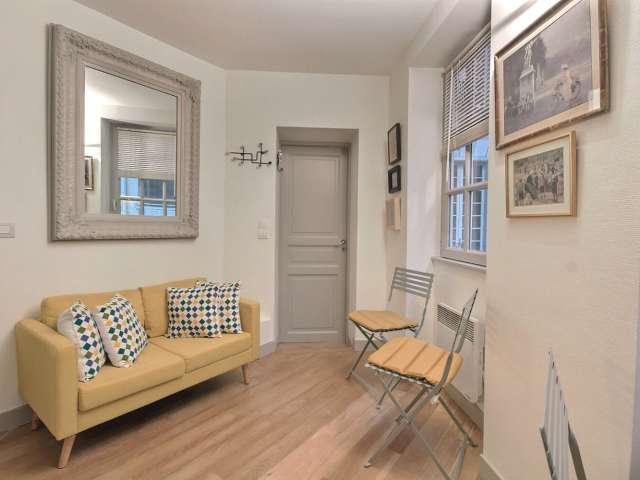 Studio à louer aux Invalides, Paris