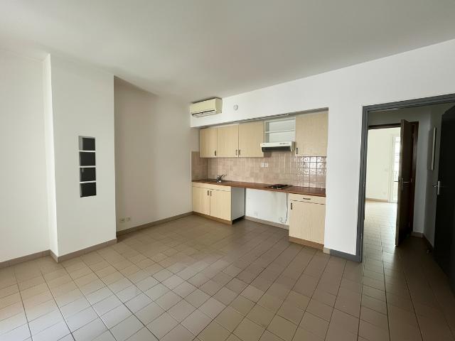 Studio à Louer Centre Ville Aubagne