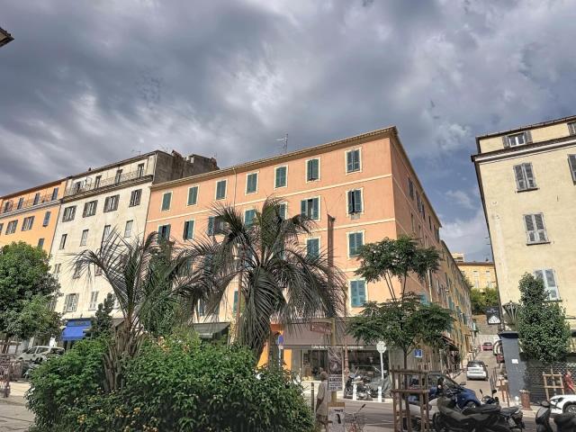 Studio à louer centre ville secteur Cours Napoléon à Ajaccio