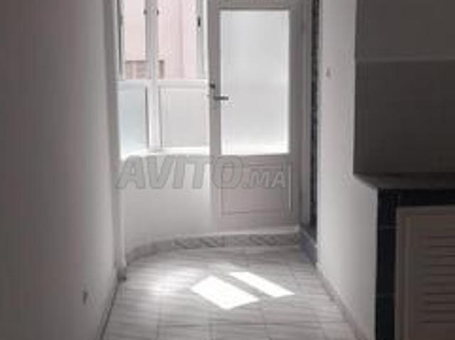 Studio à louer centre ville rabat