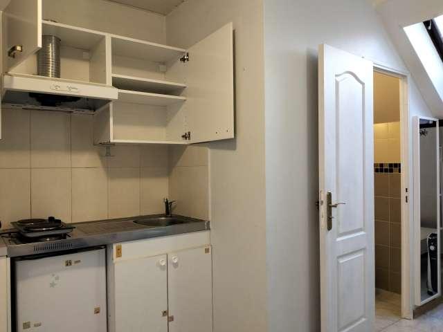 Studio à louer dans le Sud Ouest, Paris