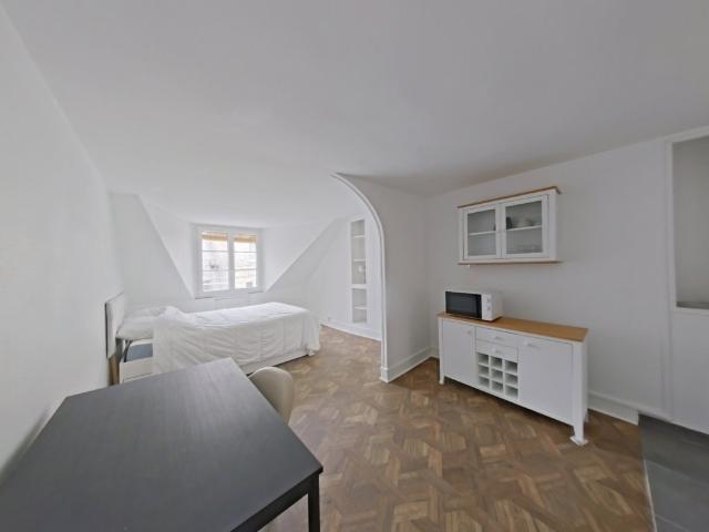 STUDIO A LOUER PARIS 5EME ARRONDISSEMENT 19.94 m2 918 € charges comprises par mois: Immobilier PARIS 5EME ARRONDISSEMENT | Perenium, agence immobilière à Paris – administration de biens et gestion locative