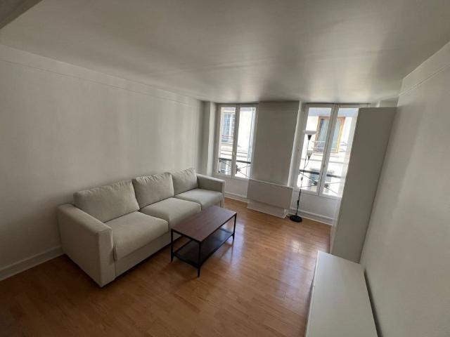 STUDIO A LOUER PARIS 5EME ARRONDISSEMENT 36.15 m 1 251 €