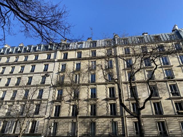 STUDIO A LOUER PARIS 11EME ARRONDISSEMENT 27.77 m2 958 € charges comprises par mois: Immobilier PARIS 11EME ARRONDISSEMENT | Perenium, agence immobilière à Paris – administration de biens et gestion locative