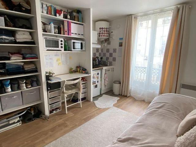 Studio à louer Paris 17eme