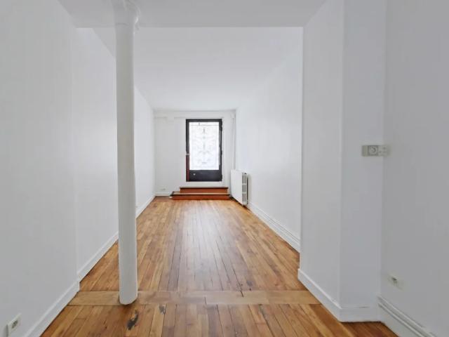 STUDIO A LOUER PARIS 15EME ARRONDISSEMENT 25.57 m2 942 € charges comprises par mois: Immobilier PARIS 15EME ARRONDISSEMENT | Perenium, agence immobilière à Paris – administration de biens et gestion locative
