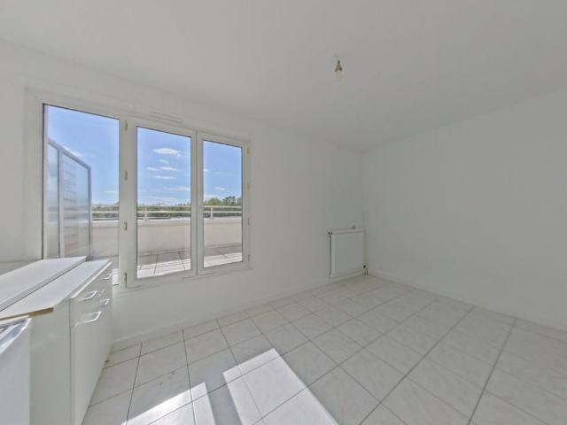 STUDIO A LOUER PARIS 20EME ARRONDISSEMENT 17.67 m 739 €