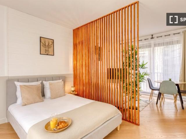 Studio à louer Porte Dauphine, Paris