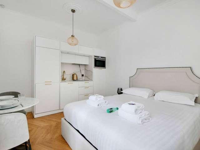 Studio à louer Porte Dauphine, Paris