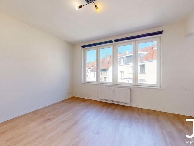 Studio à louer pour 850 euro