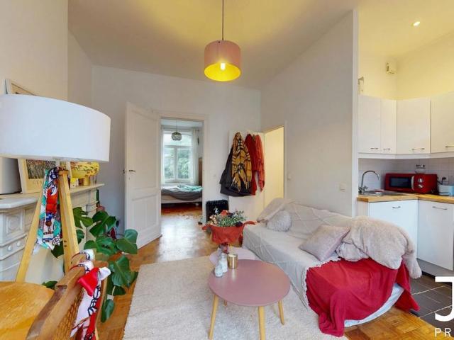 Studio à louer pour 950 euro
