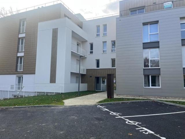 Studio à louer Résidence neuve avec services et parking proche Faculté & CHU