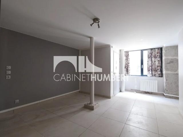 STUDIO A LOUER ST ETIENNE CENTRE VILLE