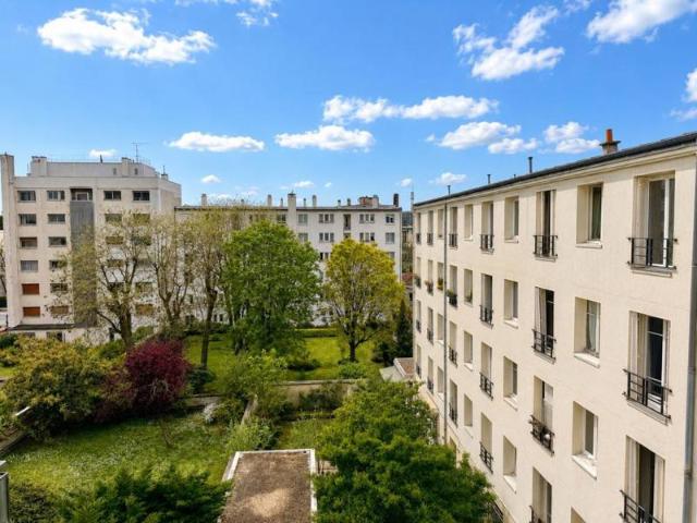STUDIO A PARC SAINT MAUR