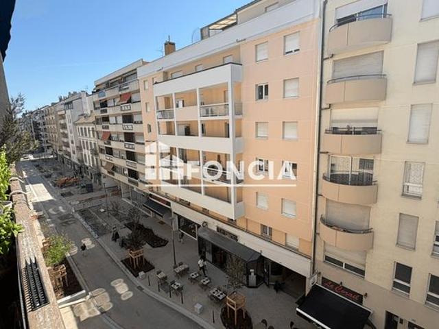 Studio à rénover avec balcon – Centre ville d'Annemasse