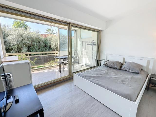Studio Antibes Piscine