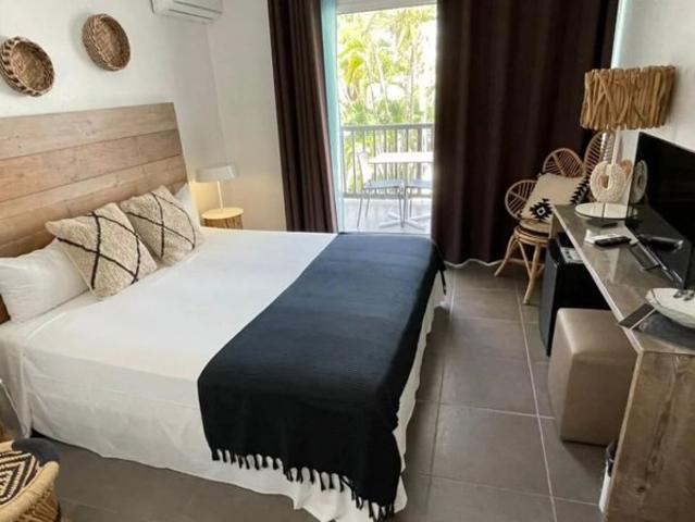 Studio Ancien Hotel Bwa Chik lot 232