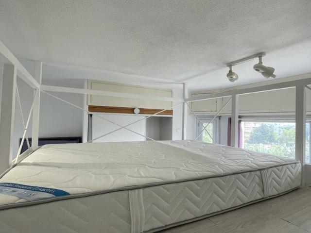 Studio Aix En Provence 13090 15.5 m²