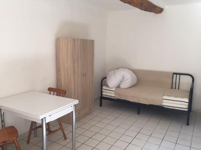 Studio Aix En Provence 13100 27.37 m²