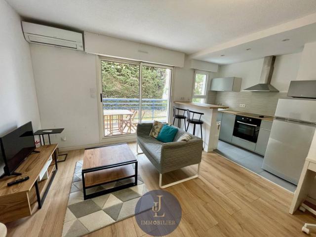 Studio Aiguelongue bon état de 24m² avec terrasse