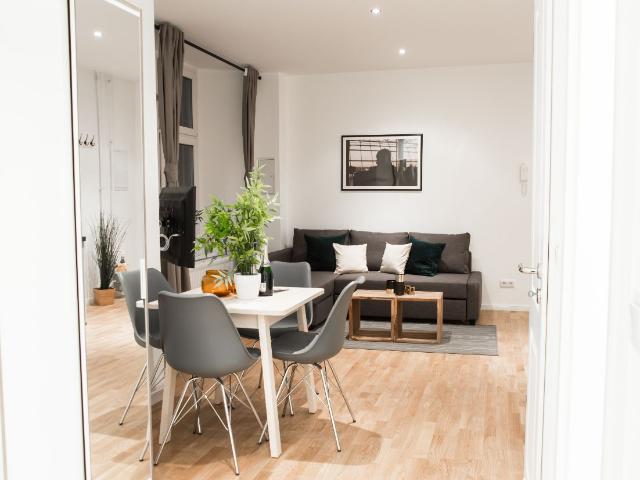 Studio Apartment near Turmstraße