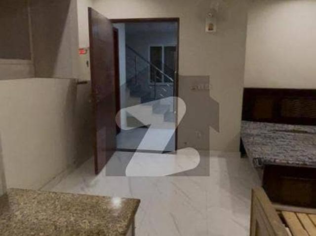 Studio apartment availabvle for rent