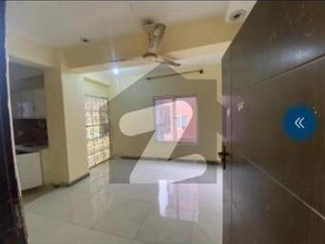 Studio Apartment Available For Rent In E11 2 E 11/2
