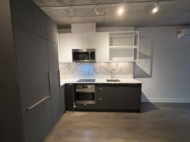 Studio Apartment for Rent at 2180 Rue Sainte Catherine E, Montréal, QC H2K 0C9 Sainte Marie
