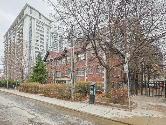 Studio Apartment for Rent at 33 Maitland St, Toronto, ON M4Y 1C8 The Village