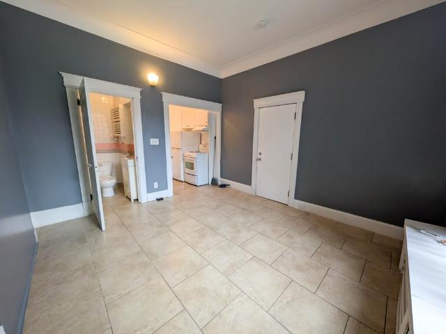 Studio Apartment for Rent at 55 Wellington St S, Hamilton, ON L8N 2P9 Corktown