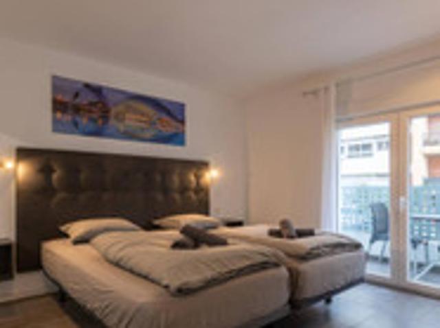 Studio apartment for rent in València 14