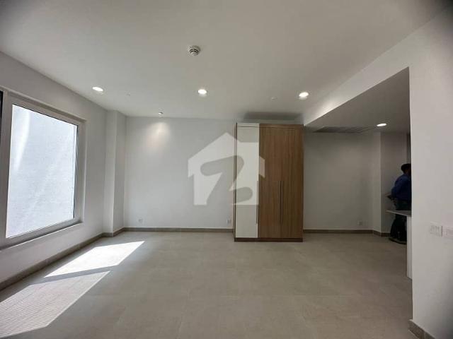 Studio Apartment For Sale Semi Furnished At Very Reasonable Price High Rental Value