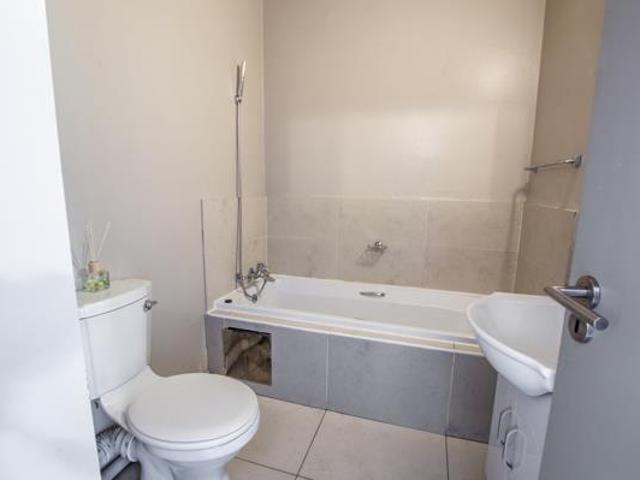 Studio Apartment in Marshalltown