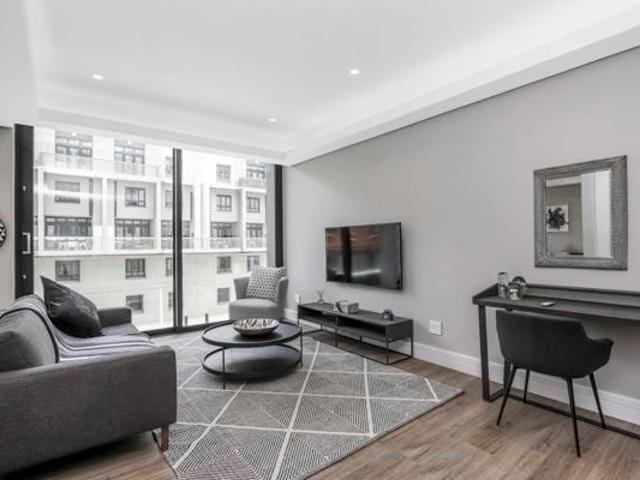 Studio apartment in Melrose Arch