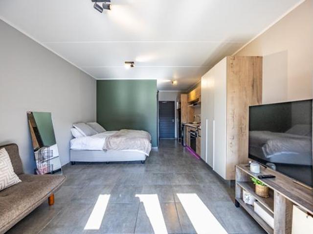Studio apartment in Menlo Park