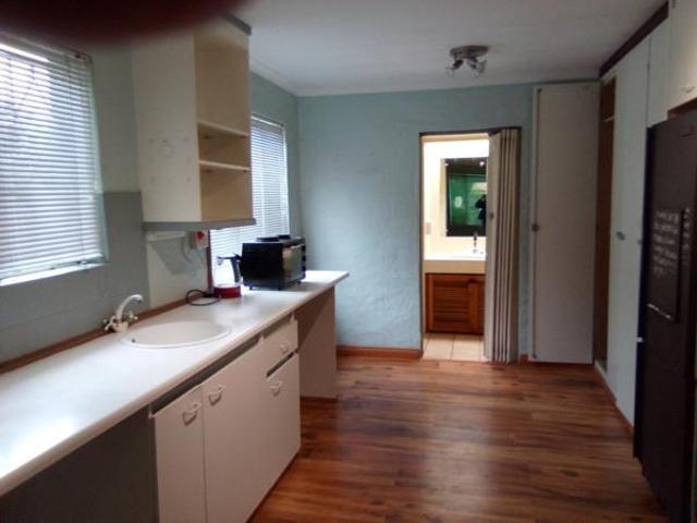 Studio apartment in Montgomery Park
