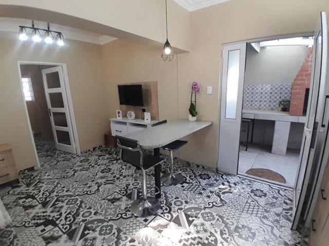 Studio apartment in Monument Heights
