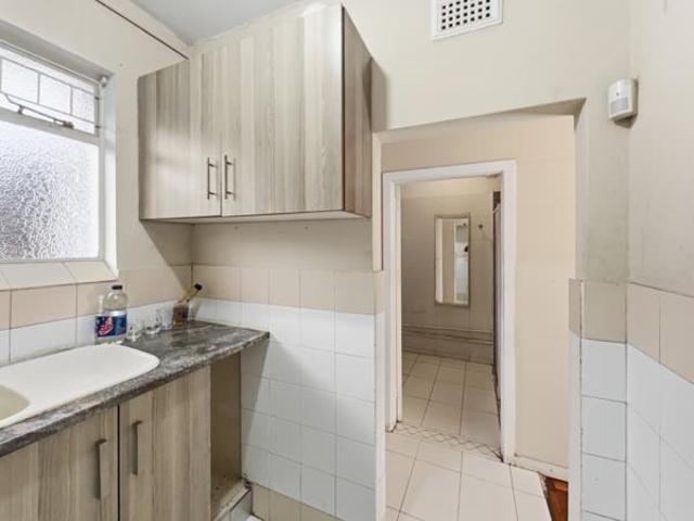 Studio apartment in Morningside