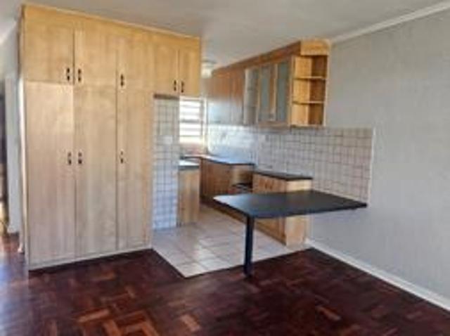 Studio Apartment in Mowbray