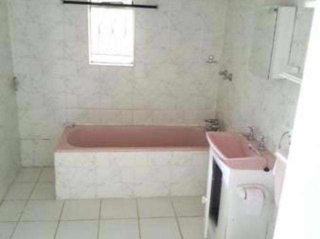 Studio apartment in Athlone