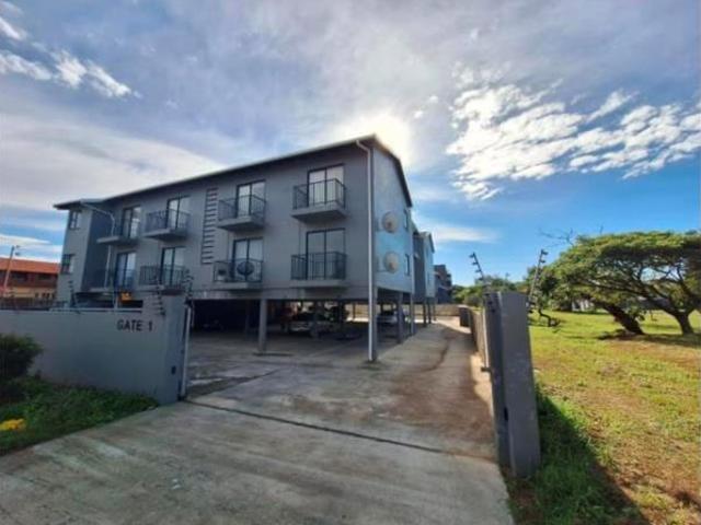 Studio Apartment in Athlone Park
