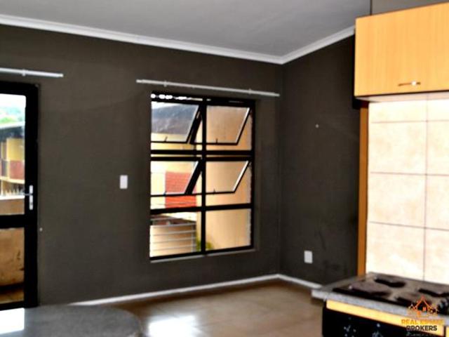 Studio Apartment in Auckland Park
