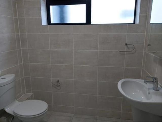 Studio Apartment in Admirals Park