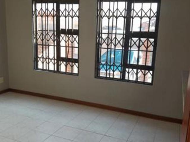 Studio Apartment in Arboretum