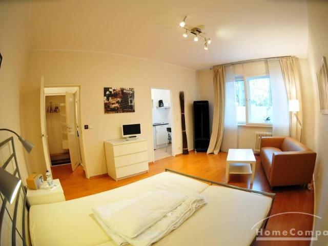 Studio apartment in Berlin Wilmersdorf, furnished