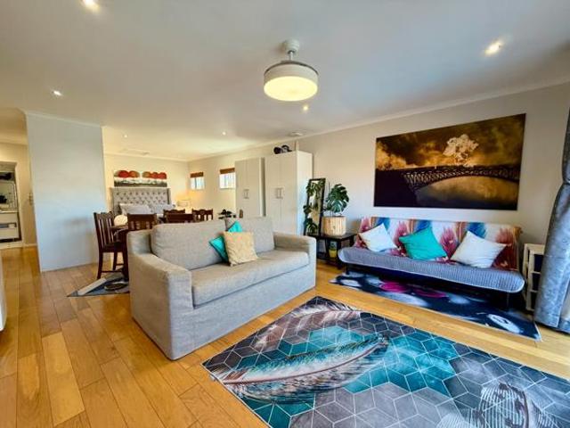 Studio Apartment in Bloubergrant