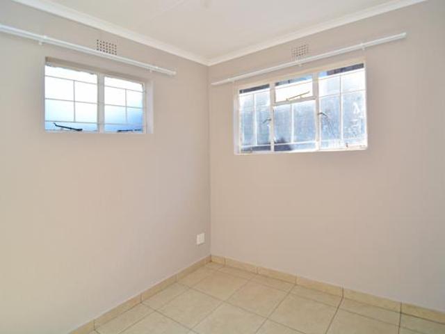 Studio Apartment in Bramley