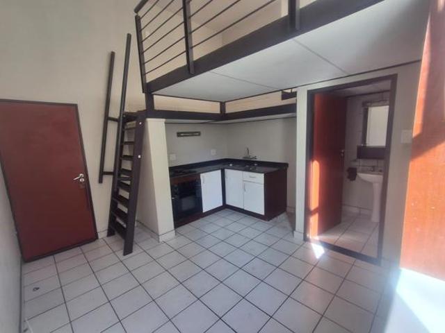 Studio apartment in Braamfontein