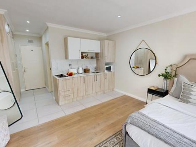 Studio Apartment in Bryanston